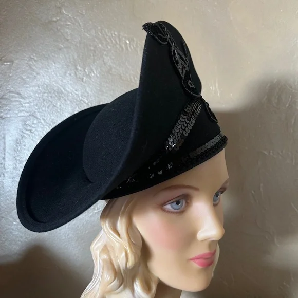 FESTIVE VINTAGE BLACK FELT WIDE BRIM HAT WITH SEQUIN APPLIQUÉS display picture 2